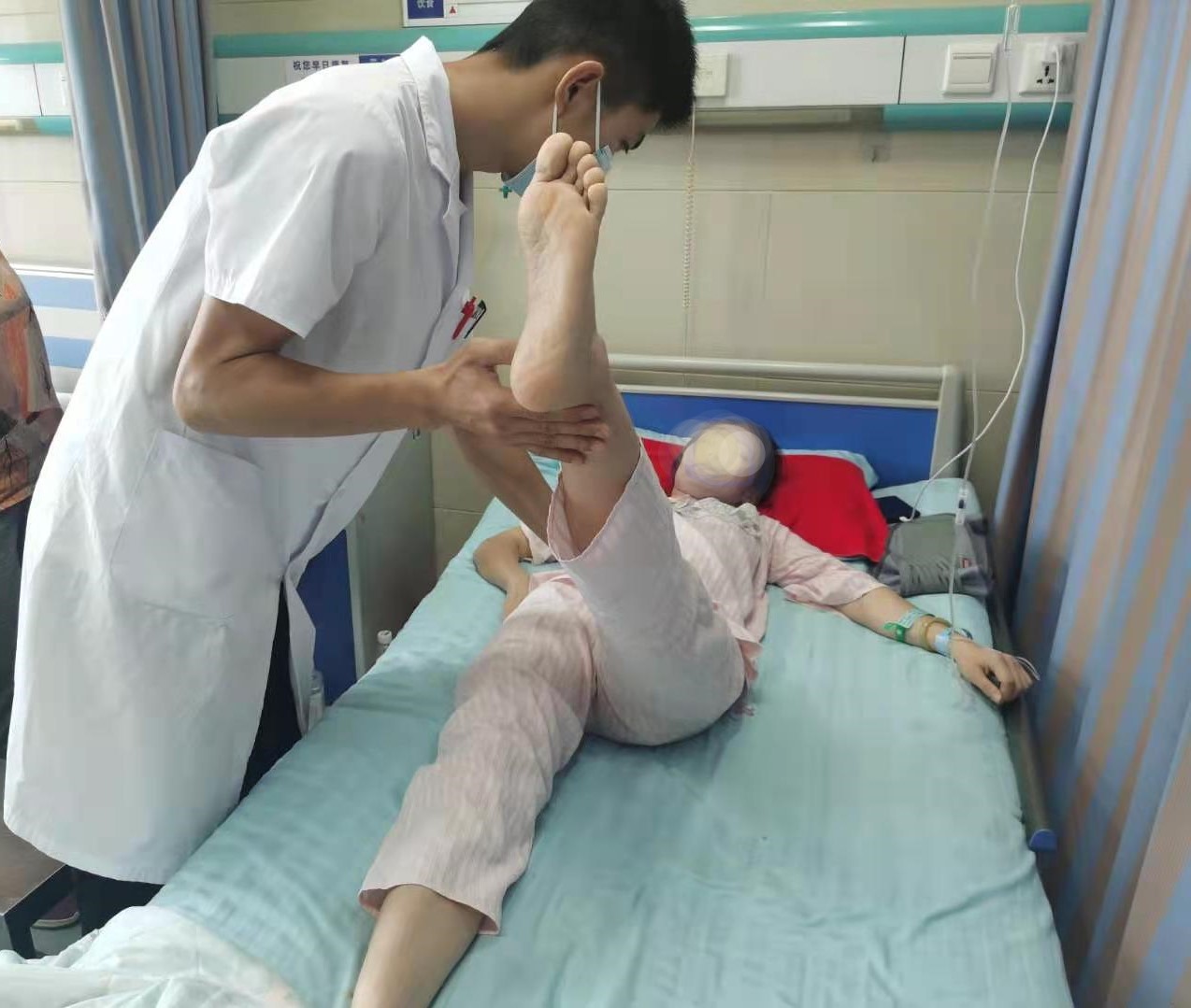 热烈祝贺：寿县中医院骨伤一科成功开展淮南区域第一台UBE（双通道脊柱微创术）手术